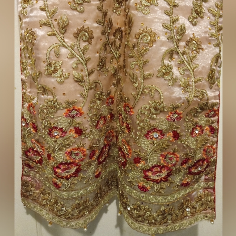 AUTHENTIC INDIAN TUNIC, BOHO, HIPPY. VERY VANCY!